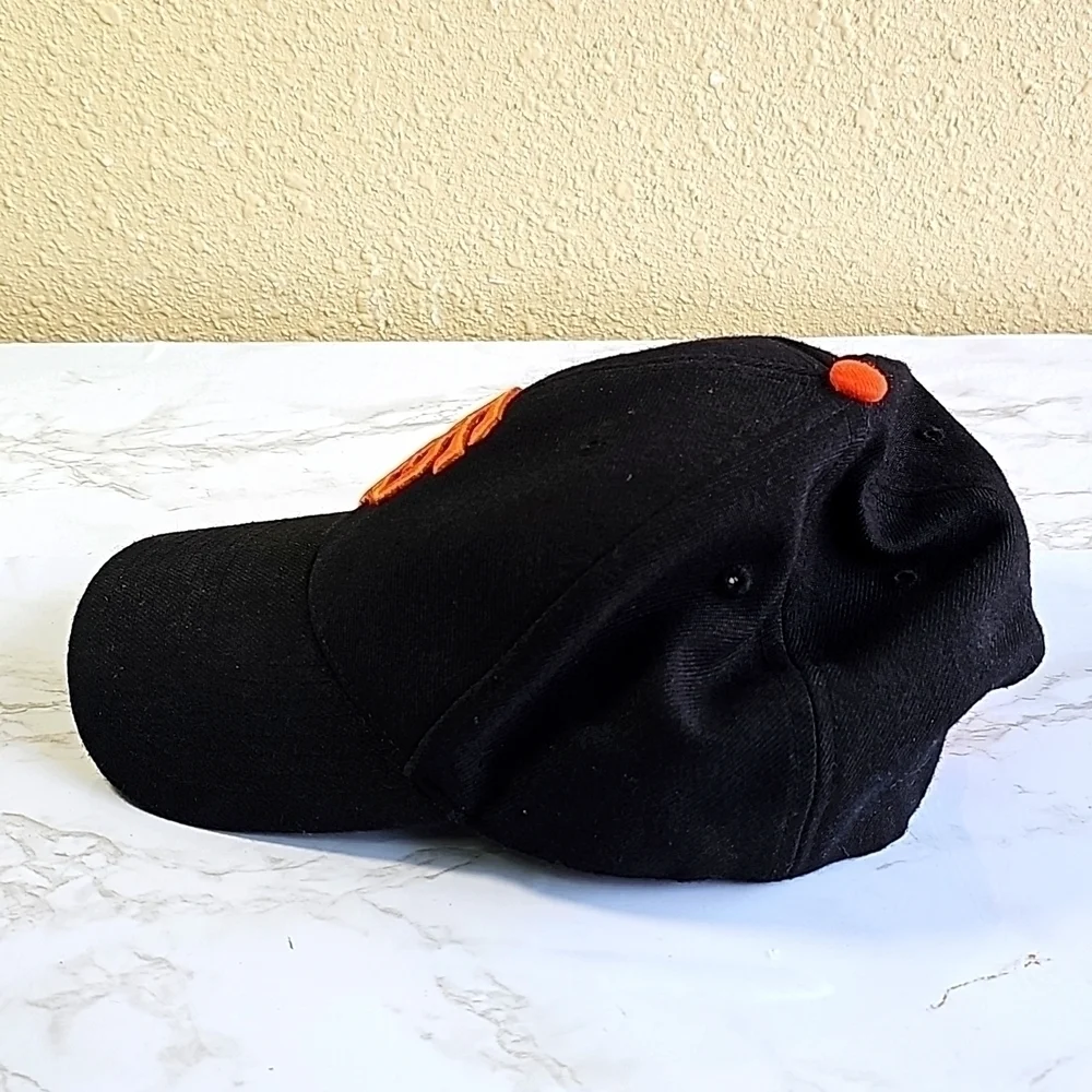 Genuine Merchandise San Francisco Giants Hat.